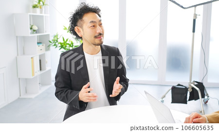 接受采訪 106605635