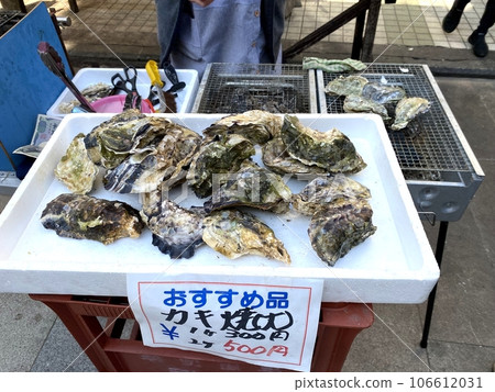 [Travel] Karatsu City, Saga Prefecture - Scenery of Yobuko, famous for the first thing in the morning (morning market scene/grilled oysters) 106612031