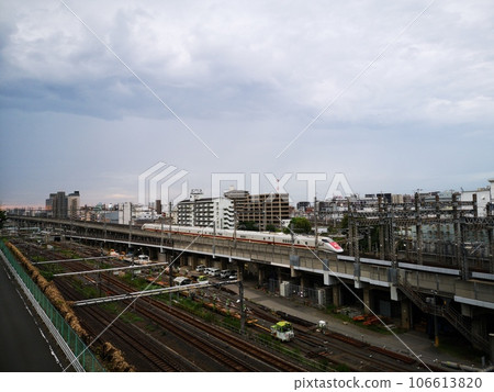 East Eye 106613820