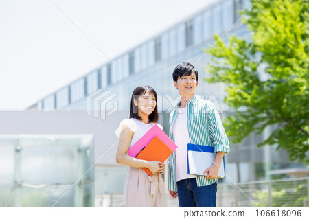 大學校園生活男女 大學校園生活男女 106618096
