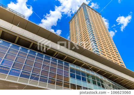 Tower apartment in front of Nippori Station, Arakawa Ward, Tokyo Tower apartment in front of Nippori Station, Arakawa Ward, Tokyo 106623060