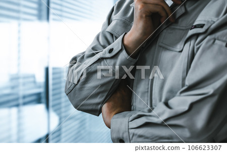 從事工作服生意的男士 106623307