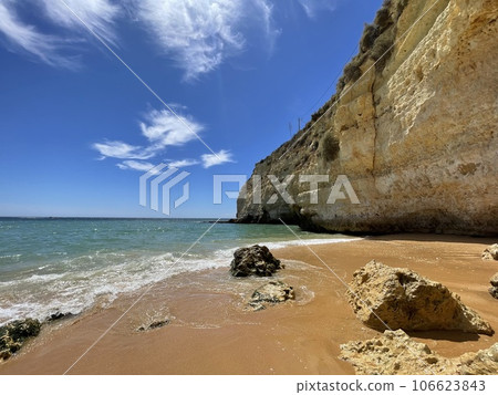 Praia do Carvoeiro, in the Algarve region, southern Portugal. Praia do Carvoeiro, in the Algarve region, southern Portugal. 106623843