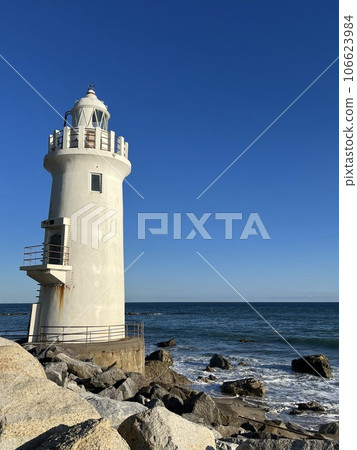 Date spot on the Atsumi PeninsulaIrago Lighthouse on Koibito Misaki 106623984