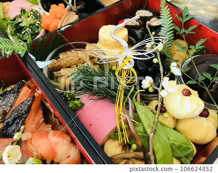 My wife's homemade home cooking, New Year's dishes, New Year's dishes, New Year's, family gatherings, homecoming, Japanese traditions, happy families 106624852