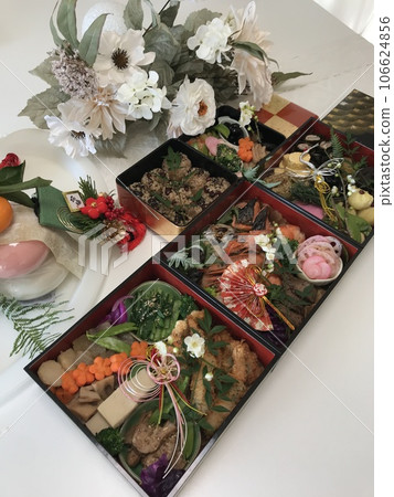 My wife's homemade home cooking, New Year's dishes, New Year's dishes, New Year's, family gatherings, homecoming, Japanese traditions, happy families 106624856