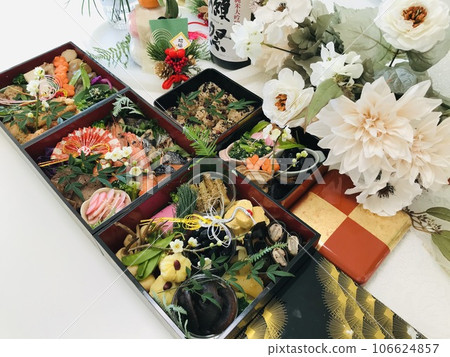 老婆自製的家常菜,年菜,年菜,過年,家庭聚會,返鄉,日本的傳統,幸福的家庭 老婆自製的家常菜,年菜,年菜,過年,家庭聚會,返鄉,日本的傳統,幸福的家庭 106624857