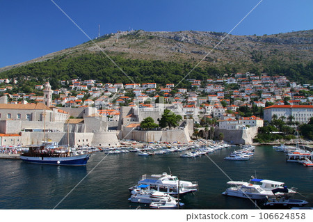 杜布羅夫尼克，亞得里亞海的明珠，克羅地亞的世界文化遺產。 106624858