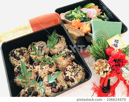 My wife's homemade home cooking, New Year's dishes, New Year's dishes, New Year's, family gatherings, homecoming, Japanese traditions, happy families 106624870