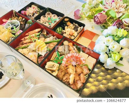 My wife's homemade home cooking, New Year's dishes, New Year's dishes, New Year's, family gatherings, homecoming, Japanese traditions, happy families 106624877