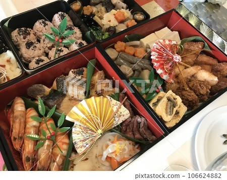 My wife's homemade home cooking, New Year's dishes, New Year's dishes, New Year's, family gatherings, homecoming, Japanese traditions, happy families 106624882