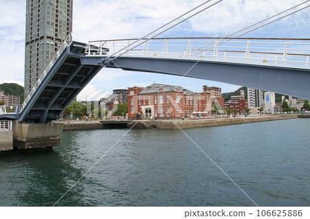 關門海峽上的拱橋 關門海峽上的拱橋 106625886