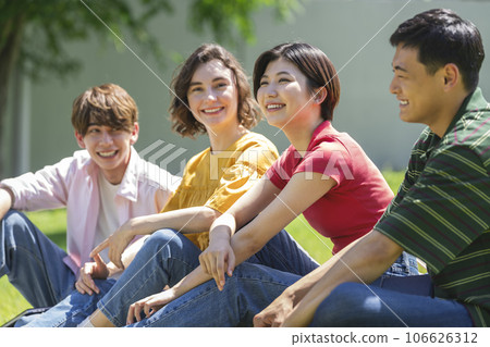 Campus life, study abroad, international exchange image Smiling students 106626312