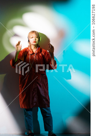 music, musical, female 106627198