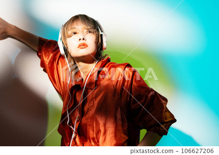 music, musical, female 106627206
