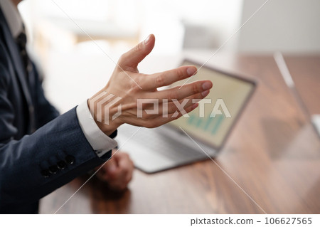 手頭上的生意 商務洽談 106627565