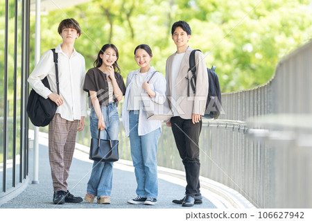 Young men and women of college students Young men and women of college students 106627942