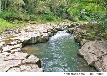 [Tatamigafuchi] Yatomishita, Hagi City, Yamaguchi Prefecture 106629008