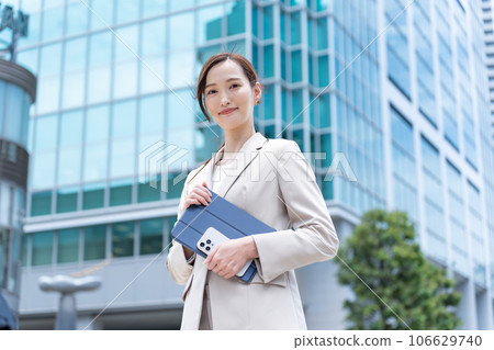 商務辦公區女子 商務辦公區女子 106629740