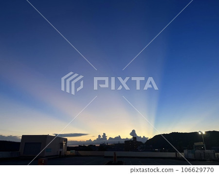 Dusk sky Dusk sky 106629770