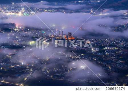 「埼玉縣」秩父的雲海夜景，夢幻般的景色 106630674