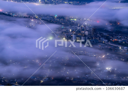 "Saitama Prefecture" Chichibu's sea of clouds night view, fantastic scenery "Saitama Prefecture" Chichibu's sea of clouds night view, fantastic scenery 106630687