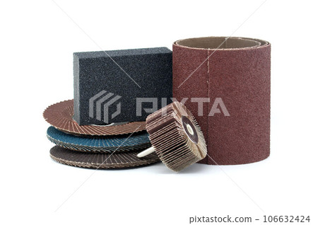 Selection of abrasive discs and flap brush wheels 106632424