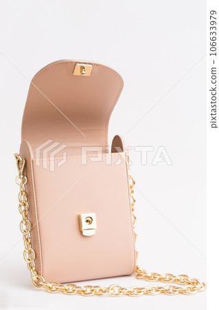 Small handbag with beige natural leather and golden chain 106633979
