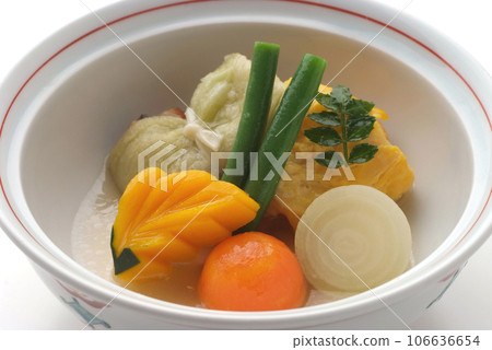 由主廚烹製的美味水煮蔬菜/日本料理 由主廚烹製的美味水煮蔬菜/日本料理 106636654