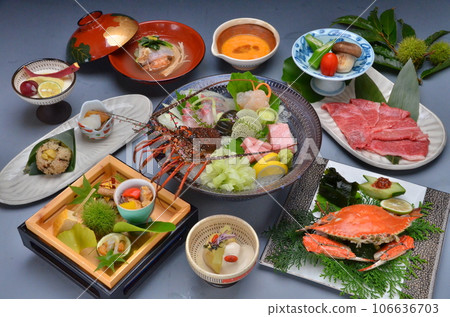 A luxurious kaiseki course featuring Ise lobster and crab. 106636703