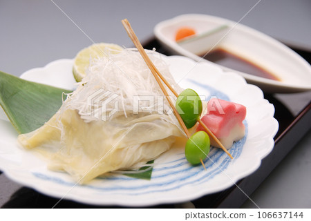 腐竹生魚片 106637144