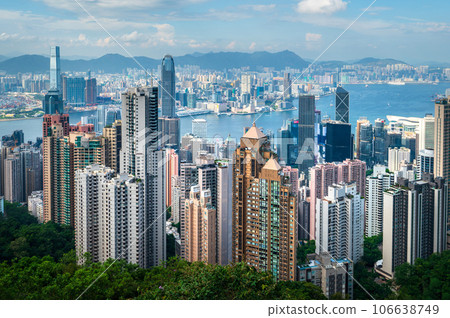 Hong Kong island downtown modern cityscape on a blue sky daytime 106638749