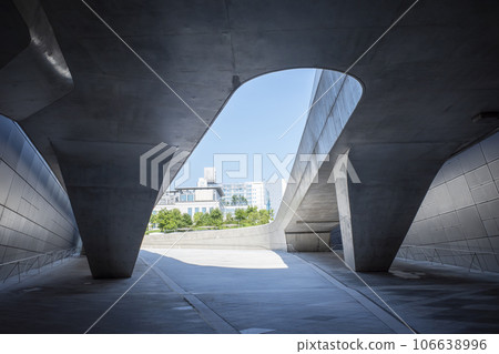 Seoul Dongdaemun History and Culture Park 106638996