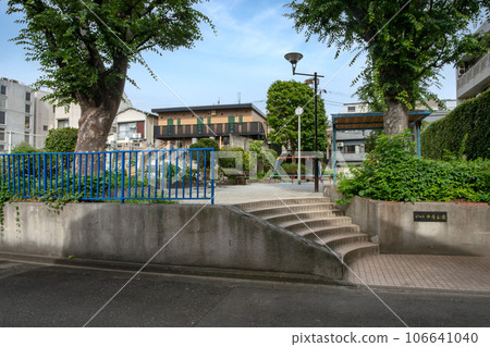 東京都品川區小山市中原公園 106641040