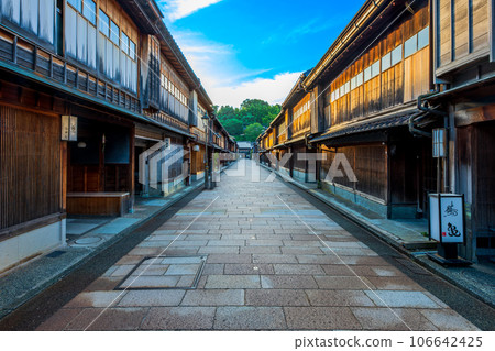 Ishikawa Prefecture Kanazawa City Higashi Chaya Street 106642425