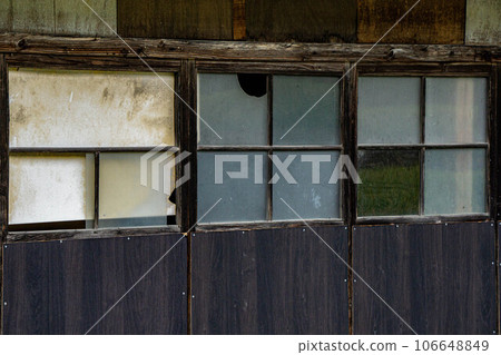 old wooden window 106648849