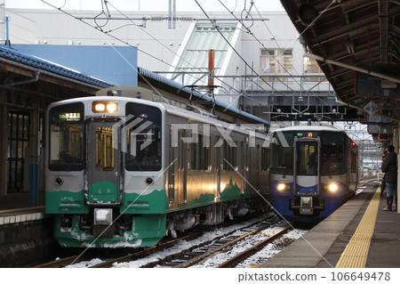 Echigo Toki Meki Railway Line Stopped at Naoetsu Station Echigo Toki Meki Railway Line Stopped at Naoetsu Station 106649478