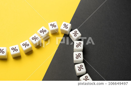 Raising and withdrawing interest rates. Income growth and fall after the event. Monetary policy of the central bank and the economy. Combat inflation or stabilize a rapidly growing economy. 106649497