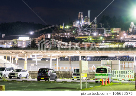 [Gunma Prefecture] Annaka Station/factory night view 106653575