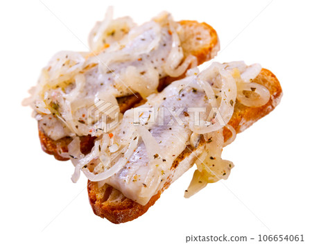Appetizing sandwiches with lightly salted herring 106654061