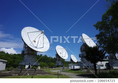 野邊山宇宙射電天文台的毫米波干涉儀 野邊山宇宙射電天文台的毫米波干涉儀 106654725