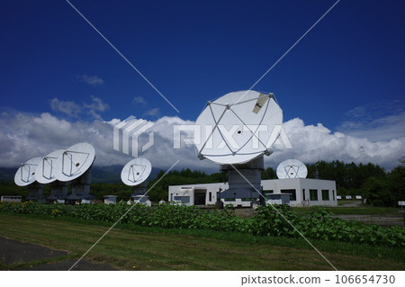 野邊山宇宙射電天文台的毫米波干涉儀 野邊山宇宙射電天文台的毫米波干涉儀 106654730