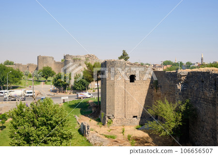 Walls of Diyarbakir Fortress. Sur, Diyarbakir, Turkey 106656507
