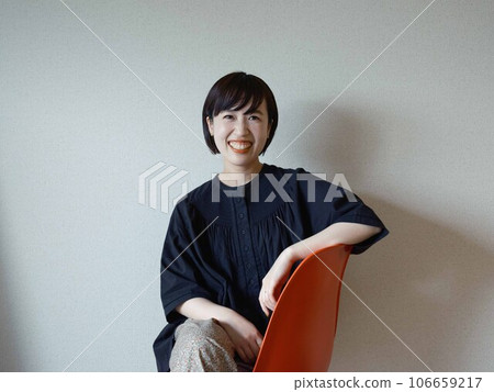 Female portrait 106659217