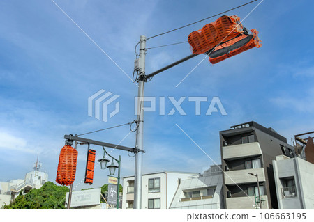 Newly installed traffic light before operation 106663195