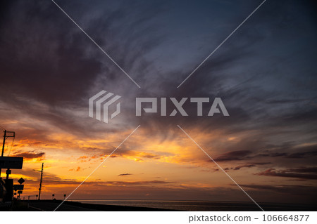 Dusk, seaside, Niigata Prefecture, Joetsu City, copy space 106664877