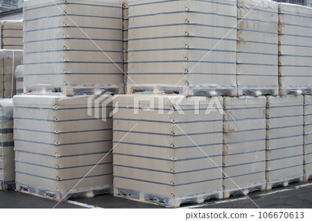 Production industrial pallets with packaged glass goods. 106670613