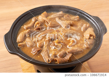 Offal stew (pork offal/miso stew) Offal stew (pork offal/miso stew) 106671914
