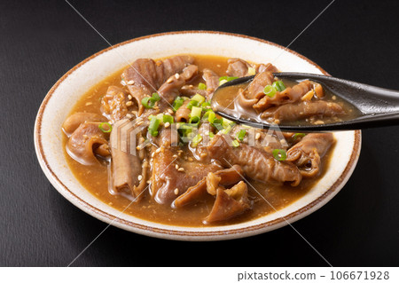 Offal stew (pork offal/miso stew) Offal stew (pork offal/miso stew) 106671928