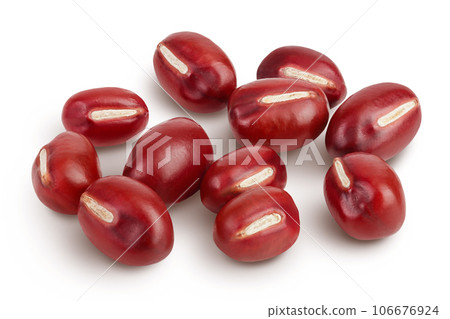 Red adzuki beans isolated on white background Red adzuki beans isolated on white background 106676924